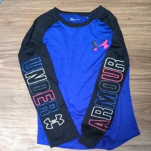 Under Armour Kids Long Sleeve Tee in Blue and Black